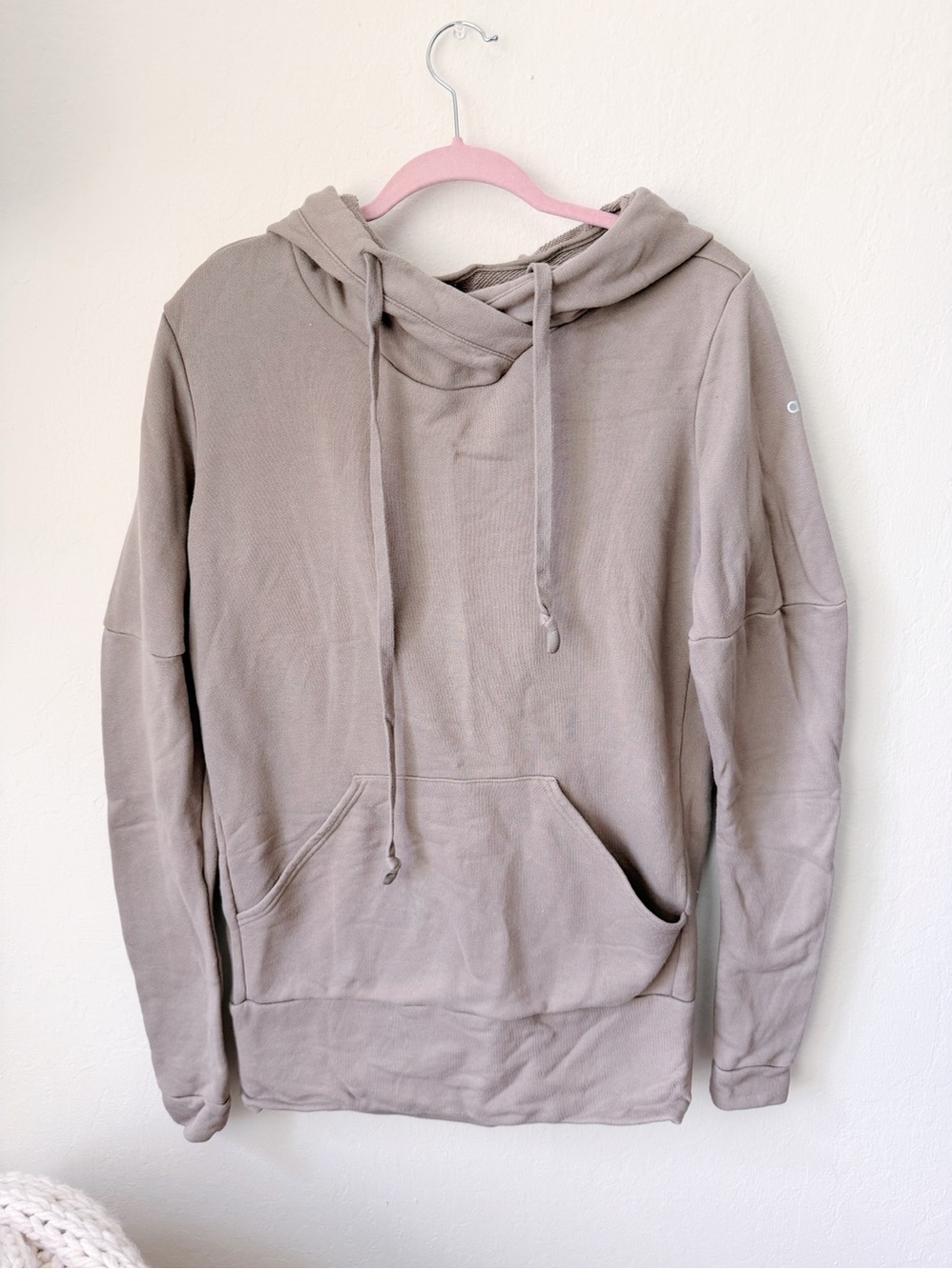 Alo Yoga Taupe Pullover Hoodie
